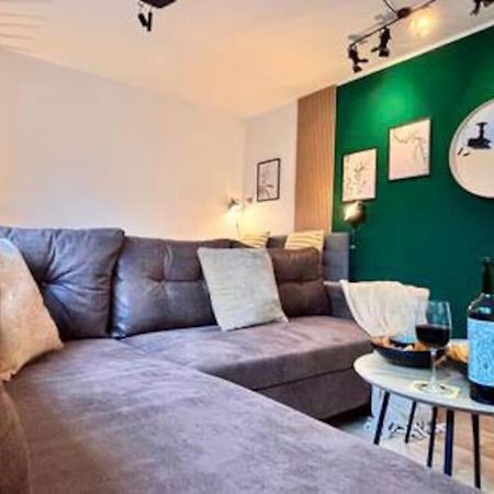 Modern & Stilvoll Mit Kino - Wii Apartment Essen Bagian luar foto