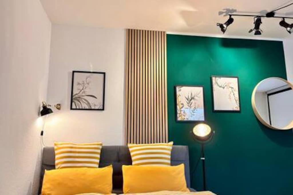 Modern & Stilvoll Mit Kino - Wii Apartment Essen Bagian luar foto