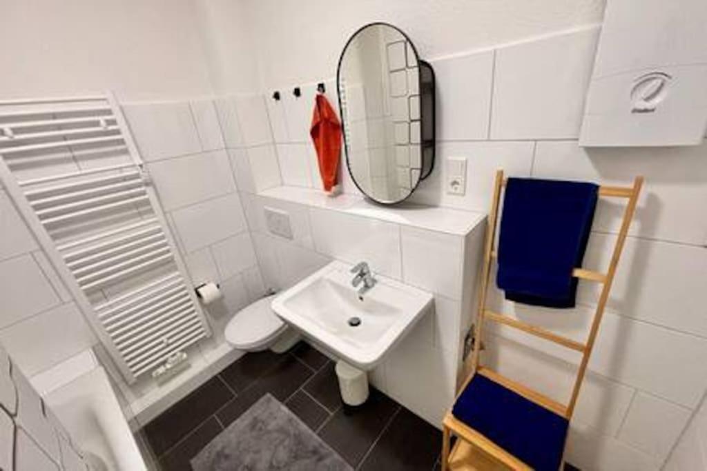 Modern & Stilvoll Mit Kino - Wii Apartment Essen Bagian luar foto